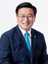 [포토]윤재갑 의원 “수협중앙회장 연임 허용해야”