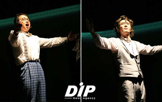 NSP통신-지난 4일 대학로 원더스페이스 네모극장에서 무대 오픈해 내년 3월 7일까지 공연될 오페라타식 <테너를 빌려줘>에 출연 중인 성악전공 배우 강성범(사진 左)과 최윤호(右)