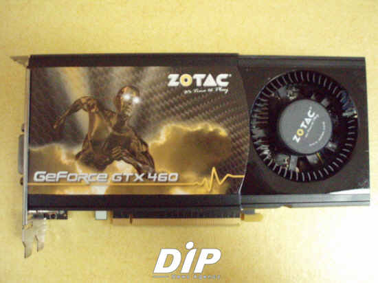 NSP통신-GTX460 본체의 모습. 요새 나온 고성능 그래픽카드중에 기판길이가 짧다.