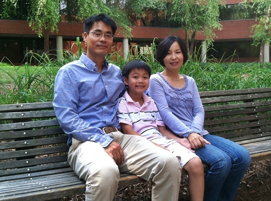 NSP통신-차경덕박사와 가족들. <사진제공=경상대학교>