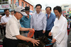 [NSP PHOTO]김두관 경남도지사, 삼천포수산시장 민생탐방