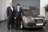 [NSP PHOTO]크라이슬러, 대치전시장서 올뉴300C 1호차 이범수에게 전달