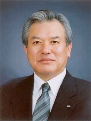 NSP통신-신정택 부산상의회장. <사진제공=부산상의>