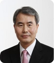 [NSP PHOTO]전직 부장검사 김인원 폭탄주 제조법 공개 화제