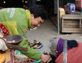 [NSP PHOTO][4·11총선]인천 남구갑 윤관석, 대형마트규제 조례 즉각 제정 촉구