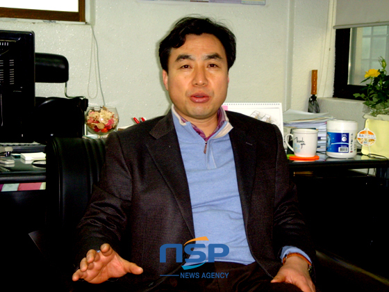 NSP통신-윤관석 민주통합당 인천 남구갑예비후보가 야권연대와 관련해 자신의 생각을 말하고 있다