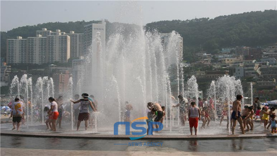 NSP통신-송도해수욕장 분수광장. (부산시 제공)