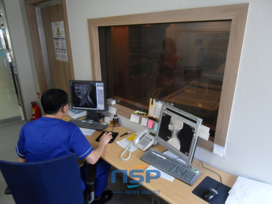 NSP통신-脊椎专科医院X-RAY拍摄室