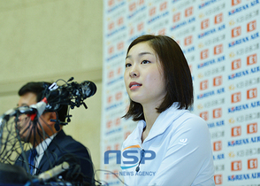 [NSP PHOTO]김연아 거취 발표 2014년 소치 동계올림픽까지 현역선수로 뛰겠다