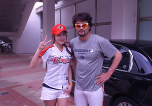 [NSP PHOTO]금단비 박찬호 인증샷 눈길미녀와 야수가 따로 없네