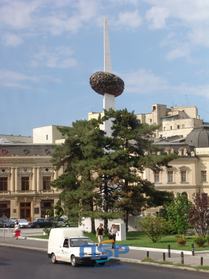 NSP통신-루마니아의 수도 부크레슈티의 혁명광장 기념탑.