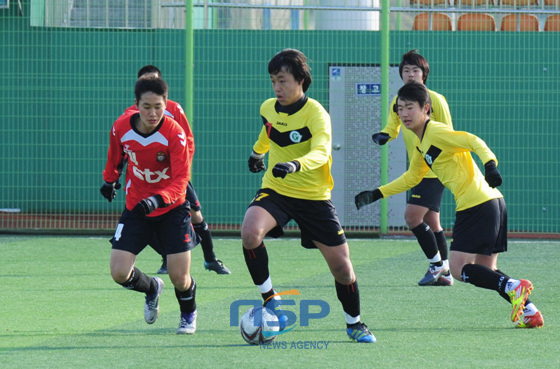 NSP통신-프로축구단 경남FC가 진주에서 동계전지훈련을 진행하고 있다. (진주시 제공)