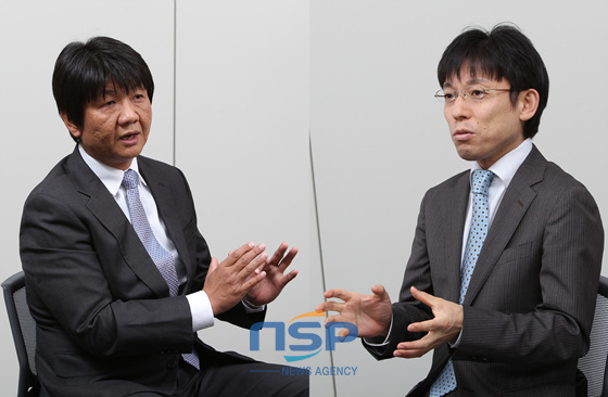 NSP통신-한국관광공사 박철범 나고야 지사장과 이코노미스트 우치다 토시히로가 닛케이 신문에서 대담을 나누고 있다.