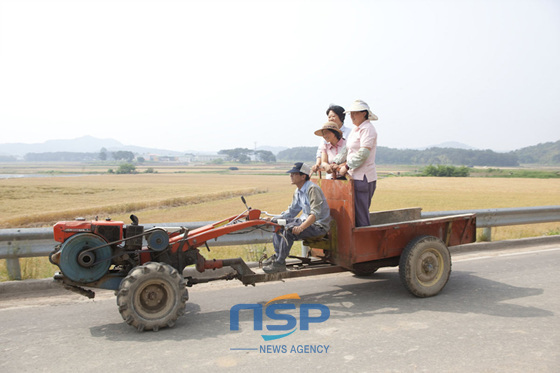 NSP통신-권우정 감독 땅의 여자의 한 장면. (영화의전당 제공)