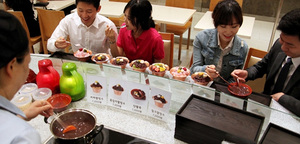 [NSP PHOTO]신세계 센텀시티, 팥꽃나무집 놋 그릇 팥빙수 판매