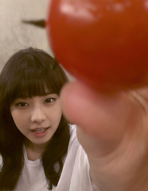 [NSP PHOTO]주니엘, 백설공주 패러디 셀카 깜찍하고 귀엽네