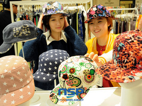 [NSP PHOTO]今夏　バッドガールBad Girlアイテムが人気