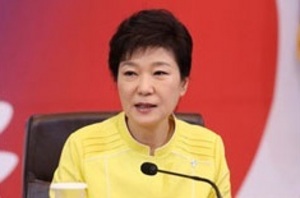 [NSP NEWS Image]パククネ大統領支持率NLL対話録流失論議で小幅下落