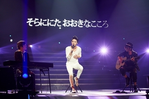 [NSP PHOTO]JYJジュンス日本占領グッズ買おうと平日にも長蛇の列