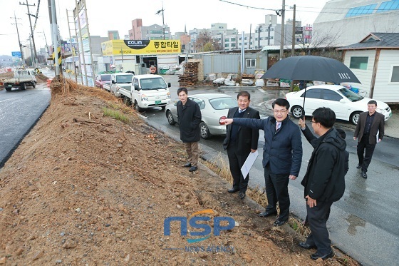 NSP통신-모산교차로 주변지역 정비 공사 현장 점검중인 복기왕 아산시장 (아산시)