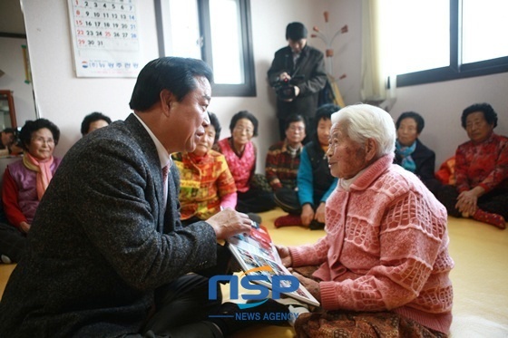 NSP통신-군민을 섬기고 진실하며 강직한 곡성 일꾼이자 섬·진·강 군수로 불리는 허남석 군수/NSP통신=최창윤 기자