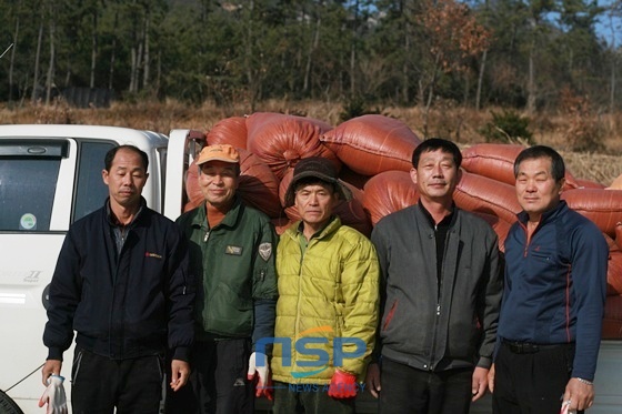 NSP통신-김병림 대표(우측 두번째)와 함께 강길성, 지춘현, 김윤채, 최선민 5인의 한우전사/NSP통신=최창윤 기자