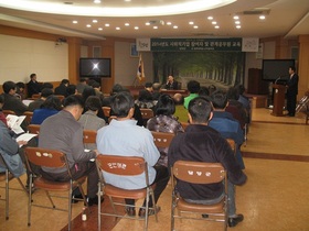 [NSP PHOTO]담양군, 풀뿌리 지역경제 활성화 교육...광주대 이상우 교수 초빙