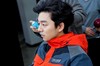 [NSP PHOTO]俳優コン・ユ、完璧な横顔公開 待機室での様子も広告のよう