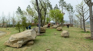 [NSP PHOTO][지자체동정]순천, 순천만정원 고인돌 역사정원 조성 外