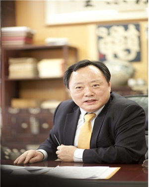 NSP통신-▲전상직 한국자치학회 회장은 현재 월간 주민자치 대표 및 한국주민자치중앙회 대표회장을 겸직하고 있다.