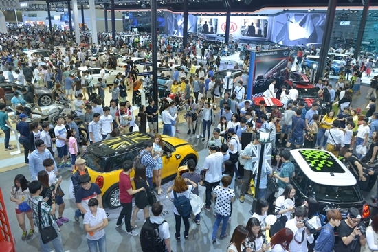 NSP통신-부산국제모터쇼 실내 전시장