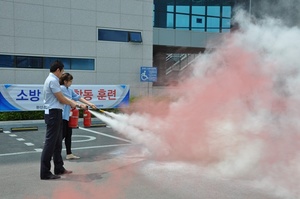 [NSP PHOTO]농어촌公 전북본부, 완산소방서와 소방훈련 합동 실시