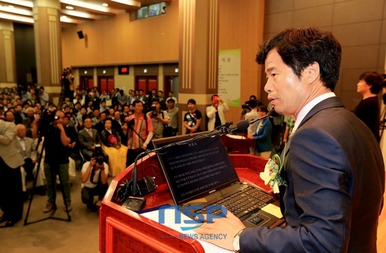 NSP통신-김 교육감은 어른들은 아침이 행복하고 저녁이 자유로운 세상을 아이들에게 만들어 줘야 한다고 강조했다 (전라북도교육청)