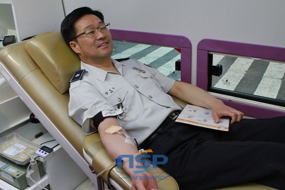 [NSP PHOTO]전주완산경찰, 생명 나누는 사랑의 헌혈봉사 外