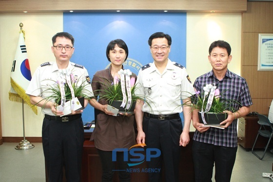 [NSP PHOTO]전주완산경찰, 칭찬릴레이운동6호 직원3명 탄생 화제