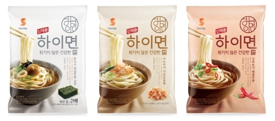 NSP통신-하이면 3종(왼쪽부터 한국식 옛날우동 김맛, 사누끼식 가쓰오우동, 삿포로식 매콤우동) (삼립식품 제공)