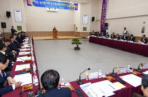 [NSP PHOTO]전국농어촌군수협, 1·2대 최형식 담양군수 이어 이홍기 거창군수 3대 회장 취임