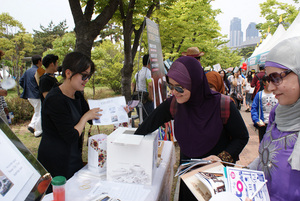 [NSP PHOTO][보고파] 외국인과 함께하는 국악어울마당 열려