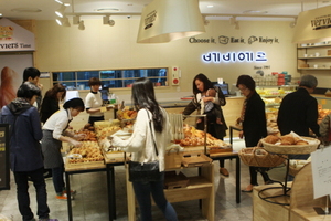 [NSP PHOTO]롯데百 광주점 식당가 지역 맛집촌으로 탈바꿈