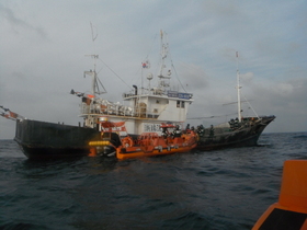 [NSP PHOTO]목포해경, 조업일지 어획량 축소기재 중국어선 1척 검거