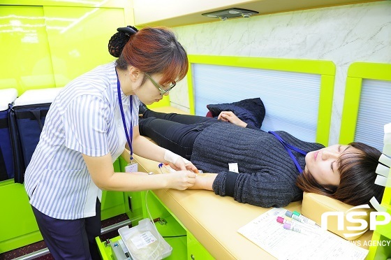 NSP통신-2일 한국전기안전공사 직원이 사랑의 헌혈행사에 동참했다