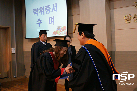 NSP통신-12일 전주비전대 비전관 대강당에서 제38회 학위수여식이 열렸다