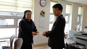 [NSP PHOTO]한국은행 전북본부, 설맞이 사회복지시설 방문