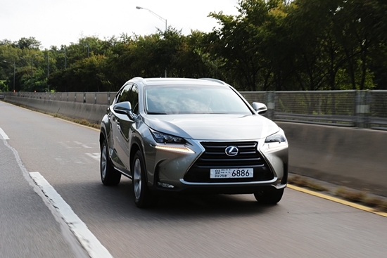 NSP통신-LEXUS NX300h