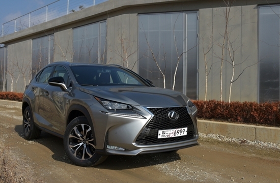 NSP통신-LEXUS NX200t