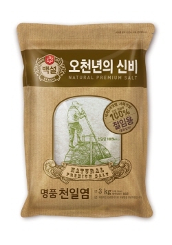NSP통신-오천년의 신비 명품 천일염 3kg (CJ제일제당 제공)