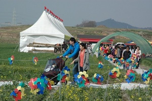 [NSP PHOTO]군산시, 꽁당보리축제 아이디어 공모