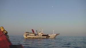 [NSP PHOTO]목포해경안전서, 잠수부 투입 추진기장애 선박 구조