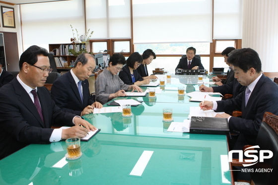 NSP통신-북한 이탈주민 지원협의회가 회의를 하고있다.