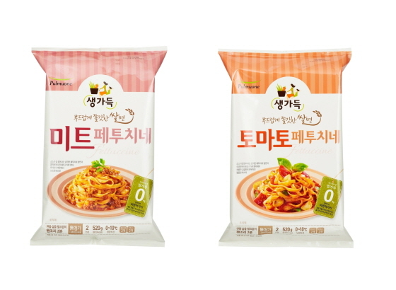 NSP통신-풀무원식품이 밀가루는 전혀 넣지 않고 쌀로만 만든 파스타면에 풍부한 소스가 어우러진 부드럽게 쫄깃한 쌀면 페투치네 2종을 출시했다. (풀무원 제공)